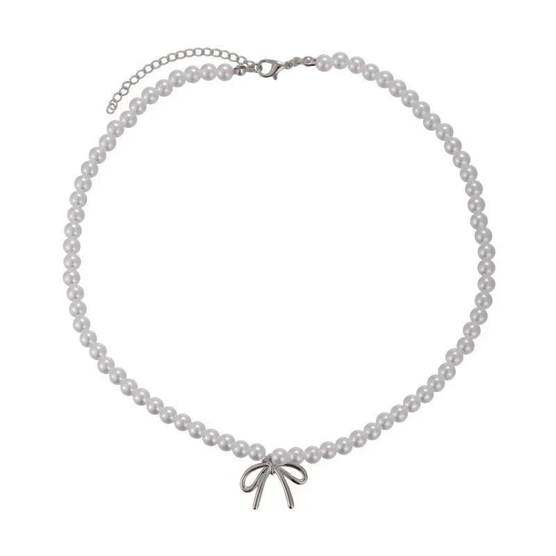 Niche Temperament Bow Pearl Necklace
