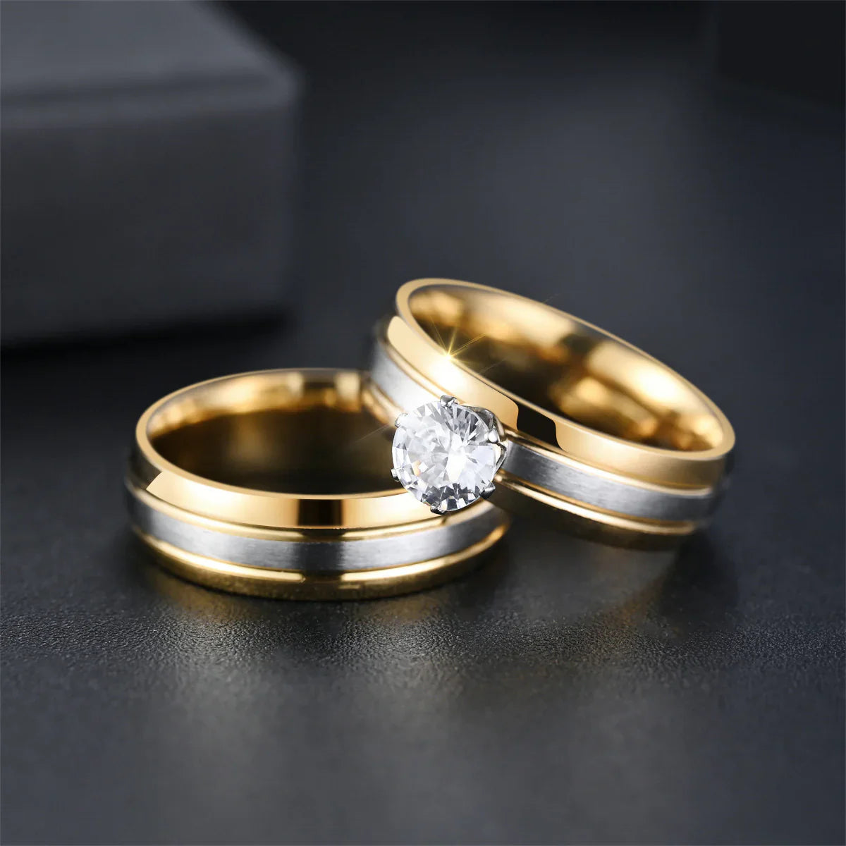 Zircon Couple Ring 18K Gold Two-tone High-end All-match